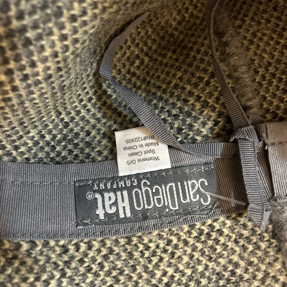 Anthropology Plaid Bucket Hat. NWOT & perfect condition. - Picture 6 of 9